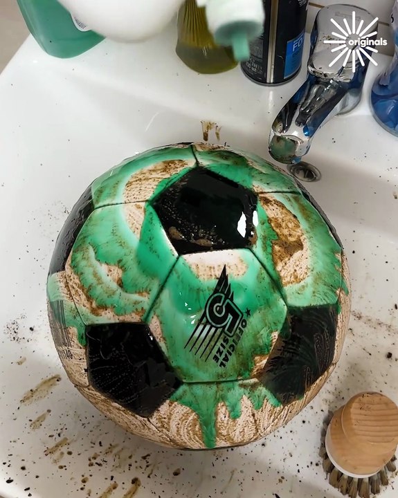 Steps To Cleaning a Soccer Ball