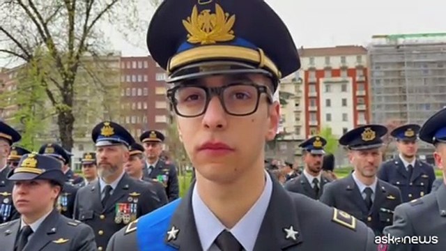 Milano celebra i 103 anni dell'Aeronautica Militare