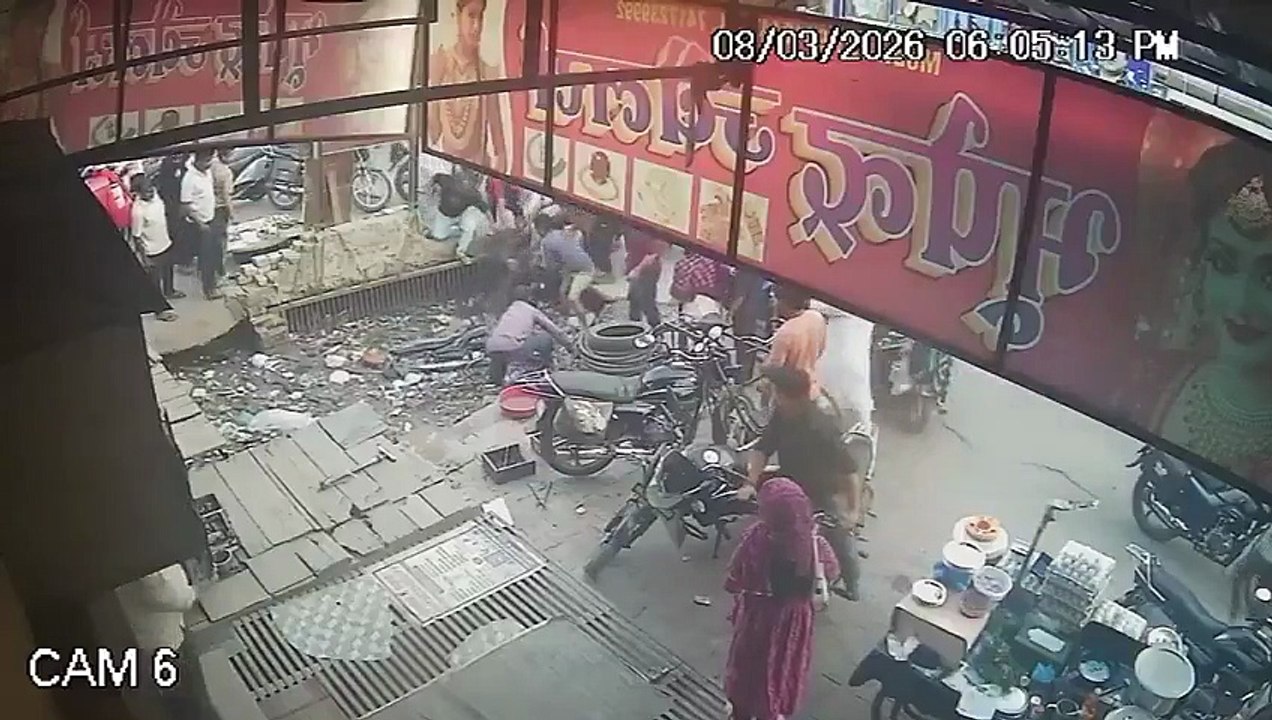 Watch: Local Heroes to the Rescue in Hapur District
