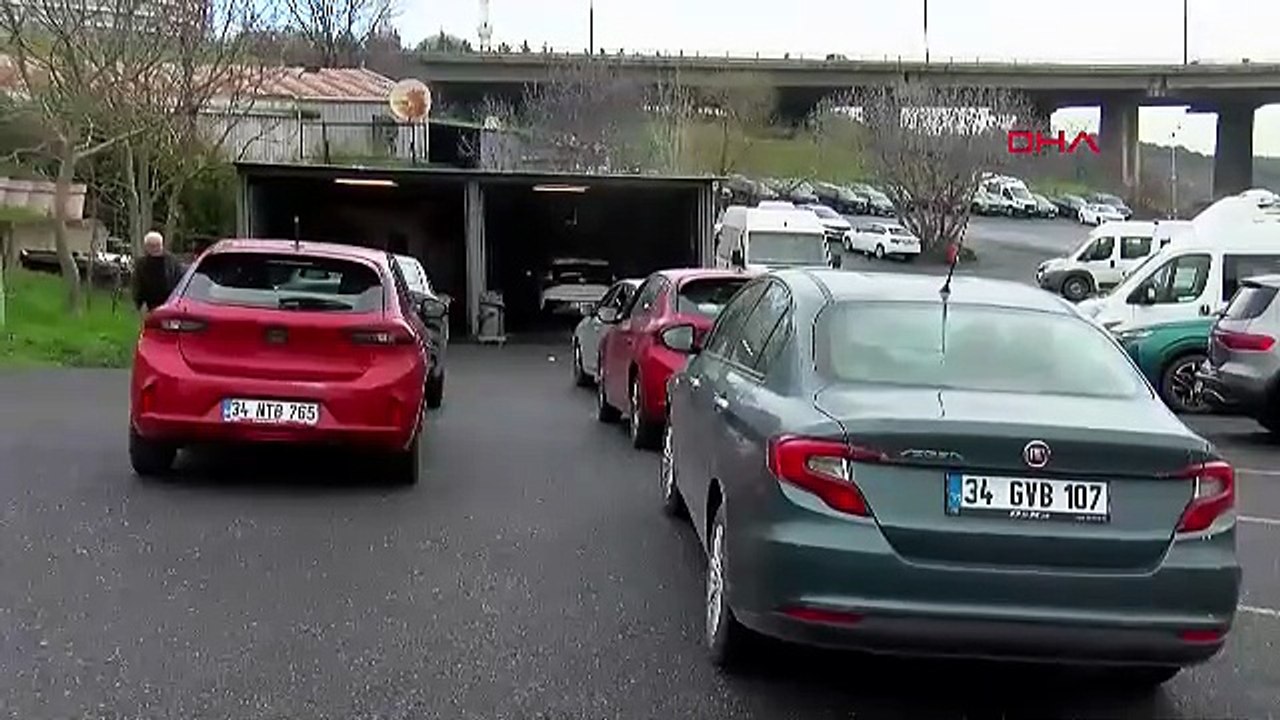 İstanbul'da Afrika tozu kabusu! Bu sefer yağmur değil, çamur yağdı!