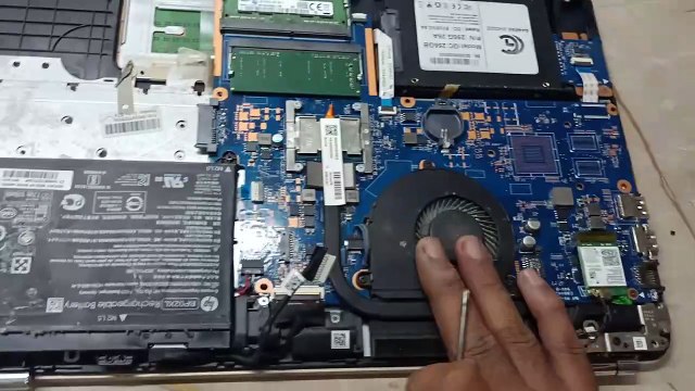 Hp Pavilion 3168NGW Caps Lock Blinking 3 times long 2 times short no display