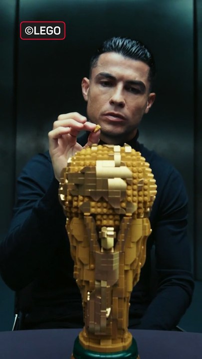 Football - La pub Lego qui met en scène Mbappé, Messi et Ronaldo