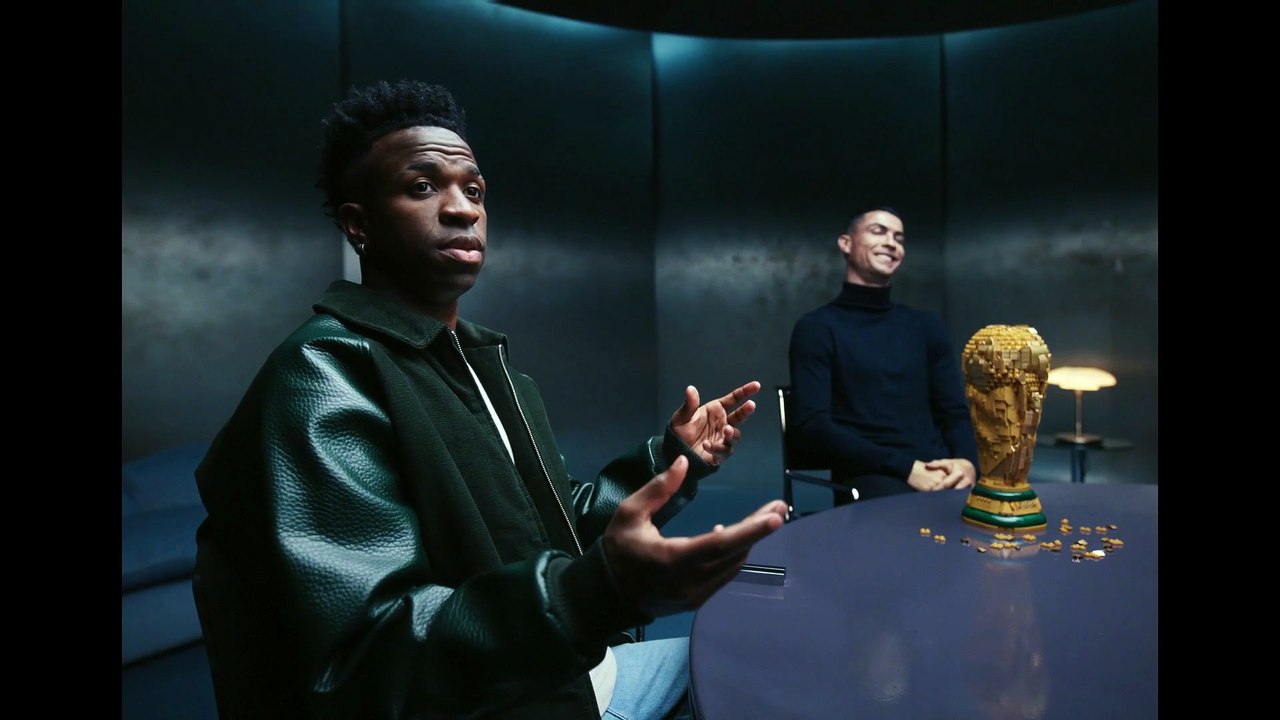 Football - La pub Lego qui met en scène Mbappé, Messi et Ronaldo