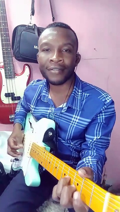 Kite guitar pale an konpa