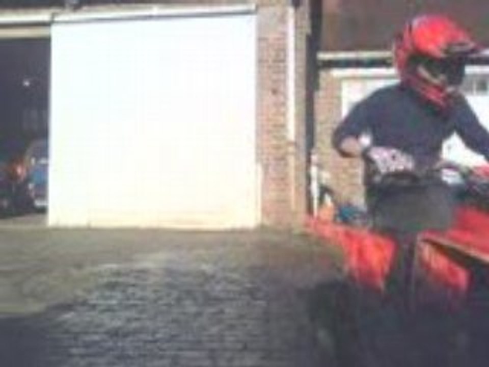Mi on mi quad drifting sam