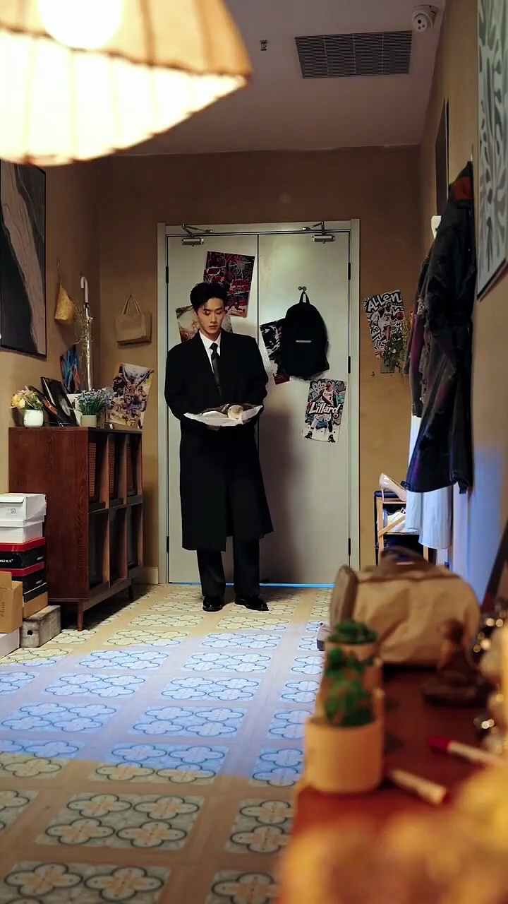 Strangers in Public—Passionate Kisses in Private!