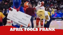 Wizards prank fan into thinking he won $10,000 with blindfolded shot