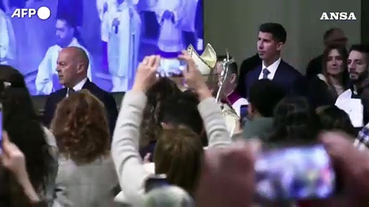 Giovedi' santo, papa Leone compie il rito della Lavanda dei piedi