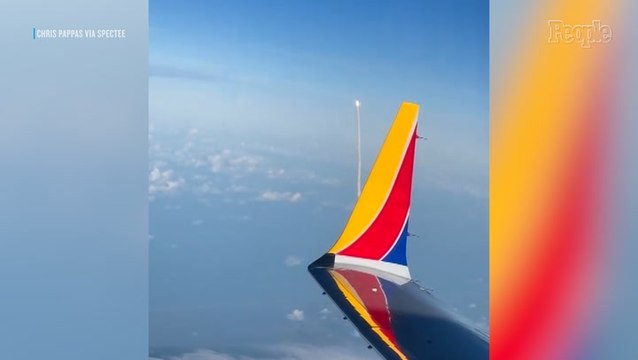Plane Passenger Captures 'Insane' View of Artemis II Rocket Launch From His Window Seat