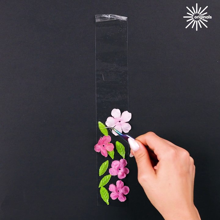 Don't spend money on bookmarks, make your own! 🙌