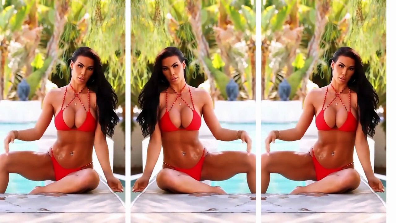 Top 15 most beautiful models and beaches today.