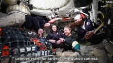 "Soy la fontanera espacial", bromea la astronauta Koch tras arreglar el retrete en Orión rumbo a la Luna