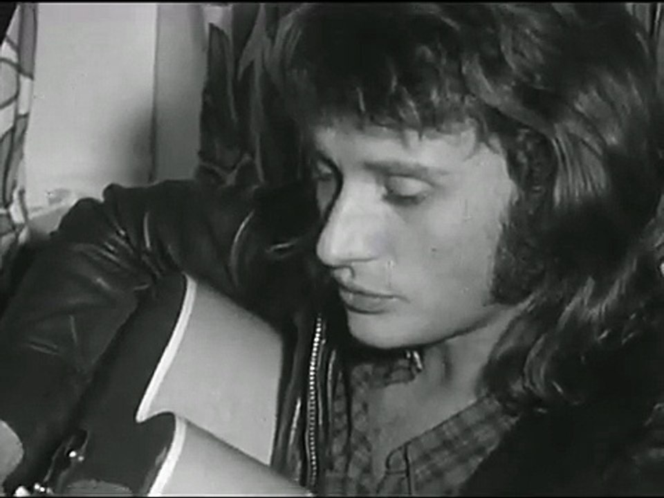 1971 - Johnny Hallyday - Avant le Palais des Sports et Extraits de Savigny-l’Évêque (ORTF Pays de la Loire, 21 Septembre)