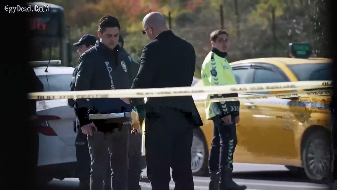 مسلسل تحت الأرض مدبلج الحلقة 33