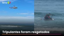 Helicóptero perde altitude e afunda na praia da Barra da Tijuca, no Rio de Janeiro