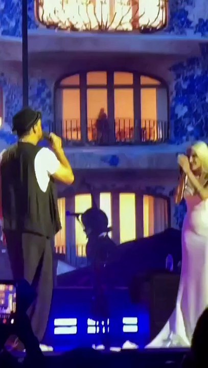 Ricardo Arjona y Elena Rose deslumbran en Miami con un inolvidable “Fuiste tú”