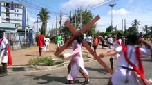 Nigeria worshippers mark Easter with Lagos street procession