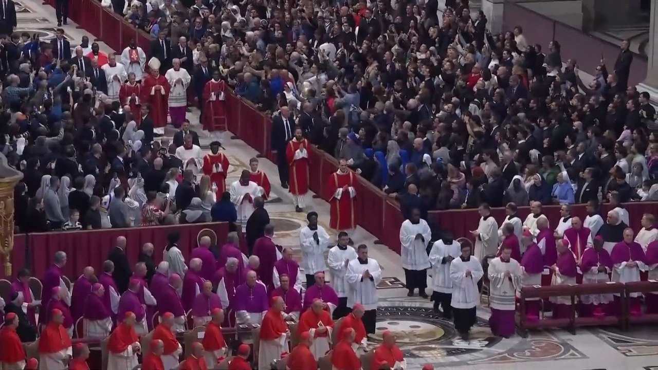 Pope Leo presides over 'Passion of the Lord' service on Good Friday