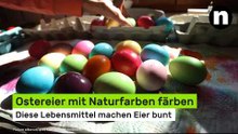 Ostereier mit Naturfarben färben: Diese Lebensmittel machen Eier bunt - so geht's