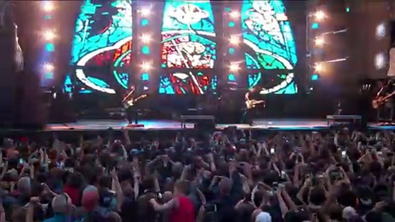 Sugar, We're Goin Down (Fall Out Boy cover) - Panic! at the Disco (live)