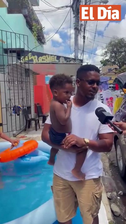 Entre habichuelas con dulce y piscinas: así disfrutan la Semana Santa en el barrio