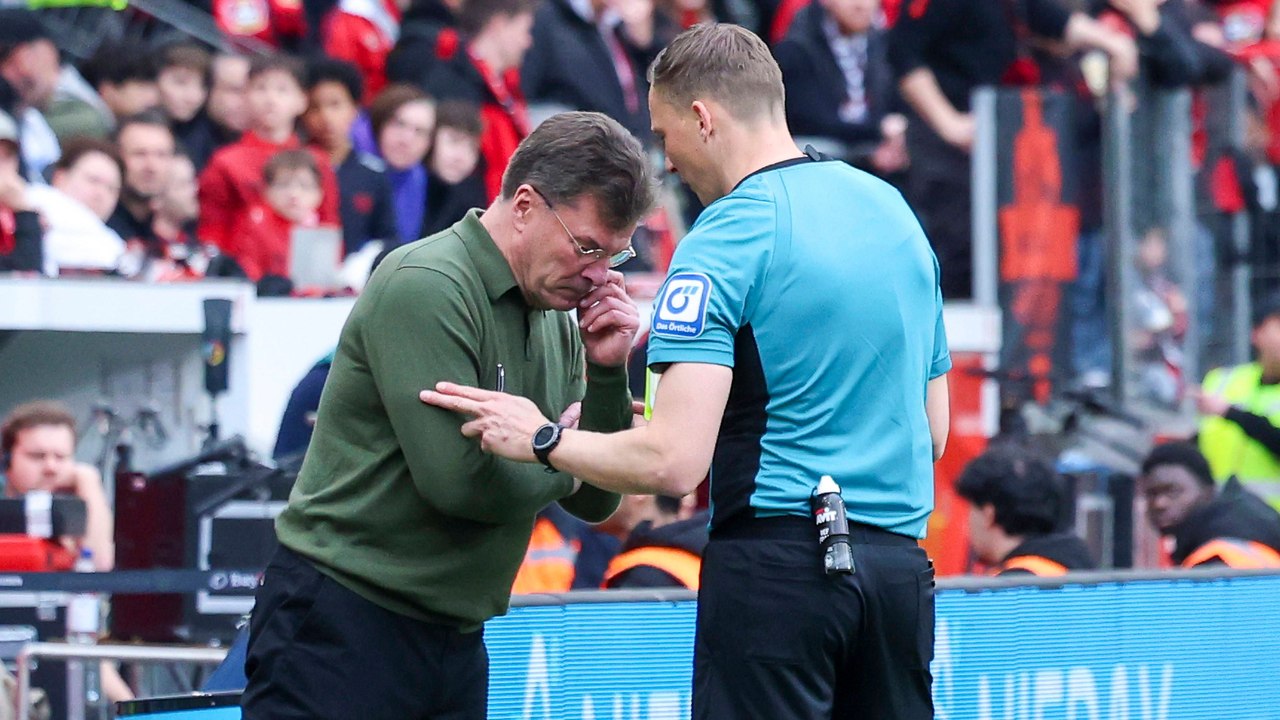 Hecking attackiert Schiedsrichter: 'Leistung war unterirdisch'