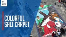 Salvadorans create a salt carpet over 1 km long for Holy Week
