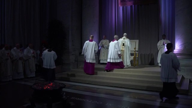 el Papa León XIV en la Misa de la Vigilia Pascual: sobre la guerra y la injusticia
