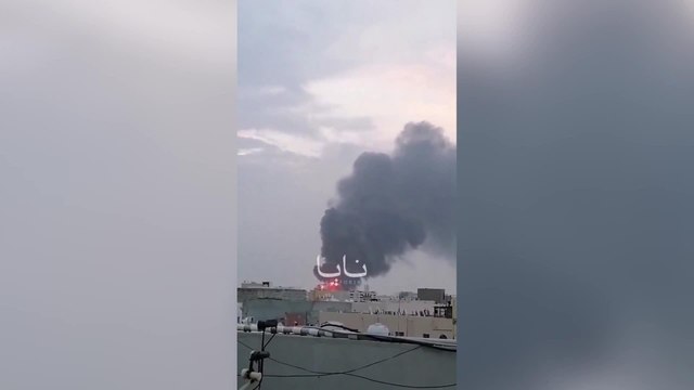 Droni colpiscono raffineria in Bahrein: in fiamme un deposito di carburante