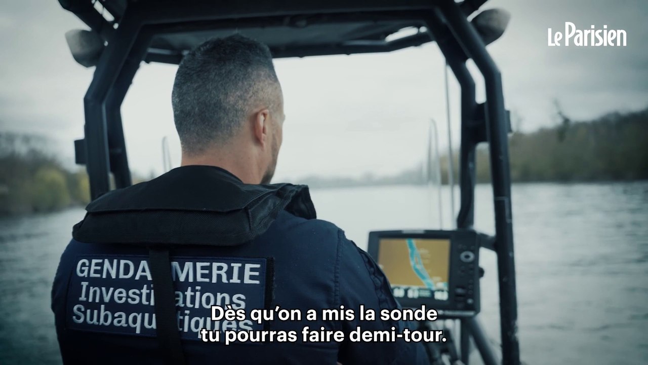 Ils plongent dans les rivières pour retrouver des corps dans des voitures englouties