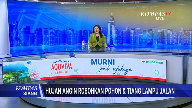 Hujan Disertai Angin Kencang di Madiun, Pohon Tumbang dan Tiang Lampu Jalan Roboh