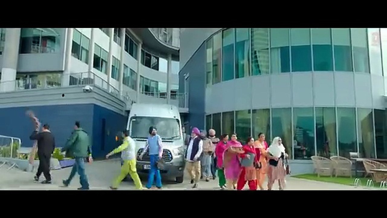 'Budheya Da Ke Kaam Honeymoon Te'😂 - Honeymoon (ਹਨੀਮੂਨ) Movie Scene - Gippy Grewal, Jasmin