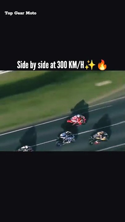Side by side at 300 KM/H Supercar WAR! 🏁💥 Who’s the FASTEST? #Supercars