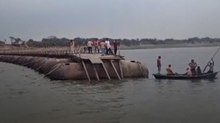 मिर्जापुर में उद्घाटन के 15 दिन बाद टूटा पुल