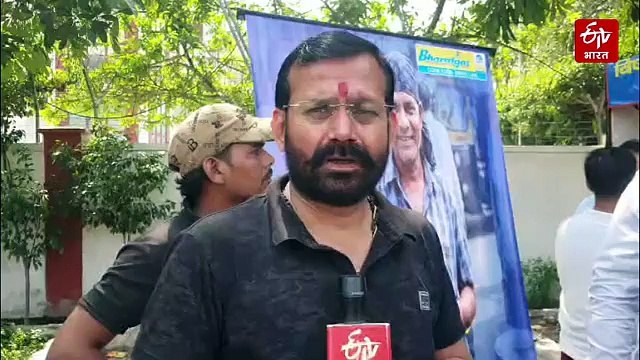 नोएडा में कैंप लगाकर लोगों को दिया जा रहा पांच किलो का सिलेंडर, प्रवासियों के लिए खत्म होगा 'गैस संकट'