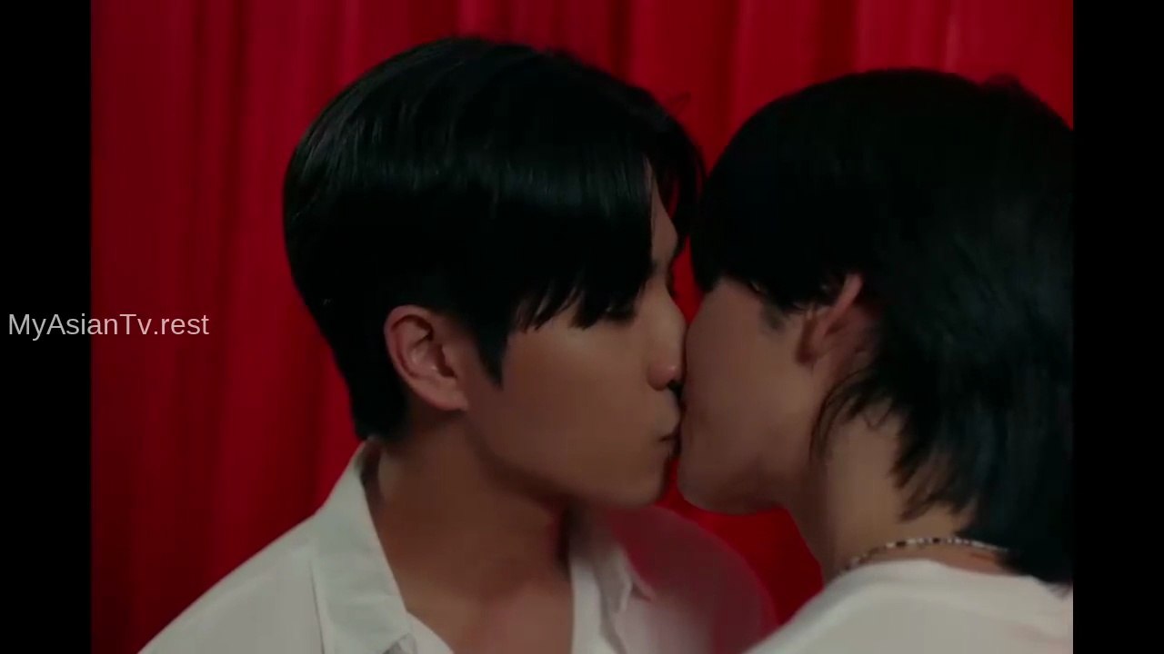 EP 4_L_VE Y_U TE_CH_R