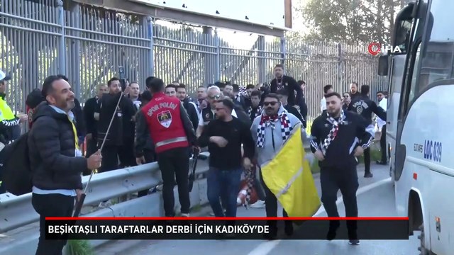 Beşiktaşlı taraftarlar Fenerbahçe derbisi için Kadıköy'de