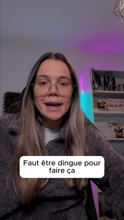 Les gens qui mettent des jeans chez eux…je ne comprendrai jamais.On est à la maison, pourquoi être mal à l’aise ?Vous faites ça vous ?