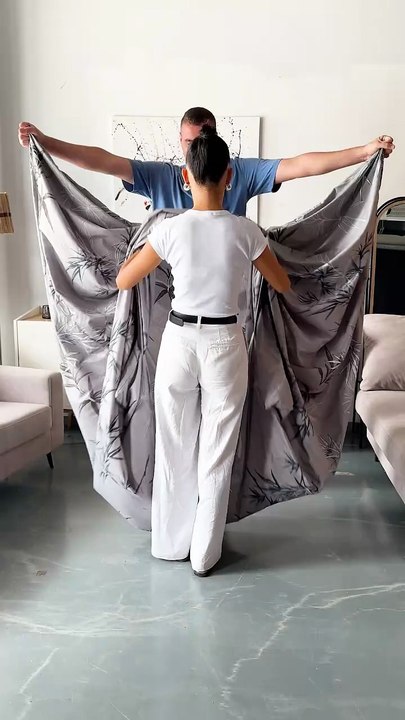 Change Bed Sheets with Your Partner – No Fight 😂