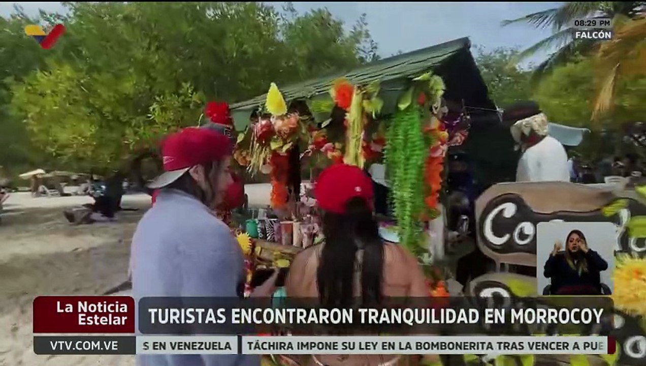Ciudadanos disfrutaron las playas del Parque Nacional Morrocoy durante la Semana Mayor
