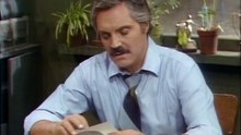 Barney Miller - 5x18 - Middle Age