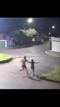Mulher é morta a facadas após ser perseguida pelo ex-namorado no domingo de Páscoa