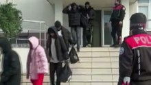 Balıkesir'de 37 kaçak göçmen yakalandı 6 insan kaçakçısı tutuklandı