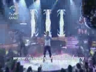 Ismail YK - Bas Gaza (Beyaz Show 09.05.2008)