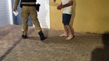 Homem de 66 anos é preso após ameaçar esposa e filho no bairro Canadá, em Cascavel