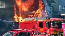Incêndio de grandes proporções atinge restaurante em Duque de Caxias
