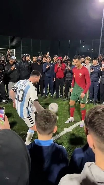 Messi And Ronaldo Celebrate With Same Style