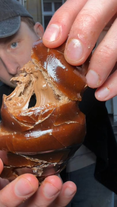 Nouveau beignet de chez Cedric, Grolet Café 😱🎉 un beignet Cinnamon, roll à la cannelle, un beignet croissant, chocolat, pâte à tartiner, Cédric et la chocolaterie ou encore un beignet vanille, un beignet à la pomme et un façon pain suisse