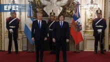 Kast inicia en Argentina su primera gira internacional y es recibido por Milei en Buenos Aires