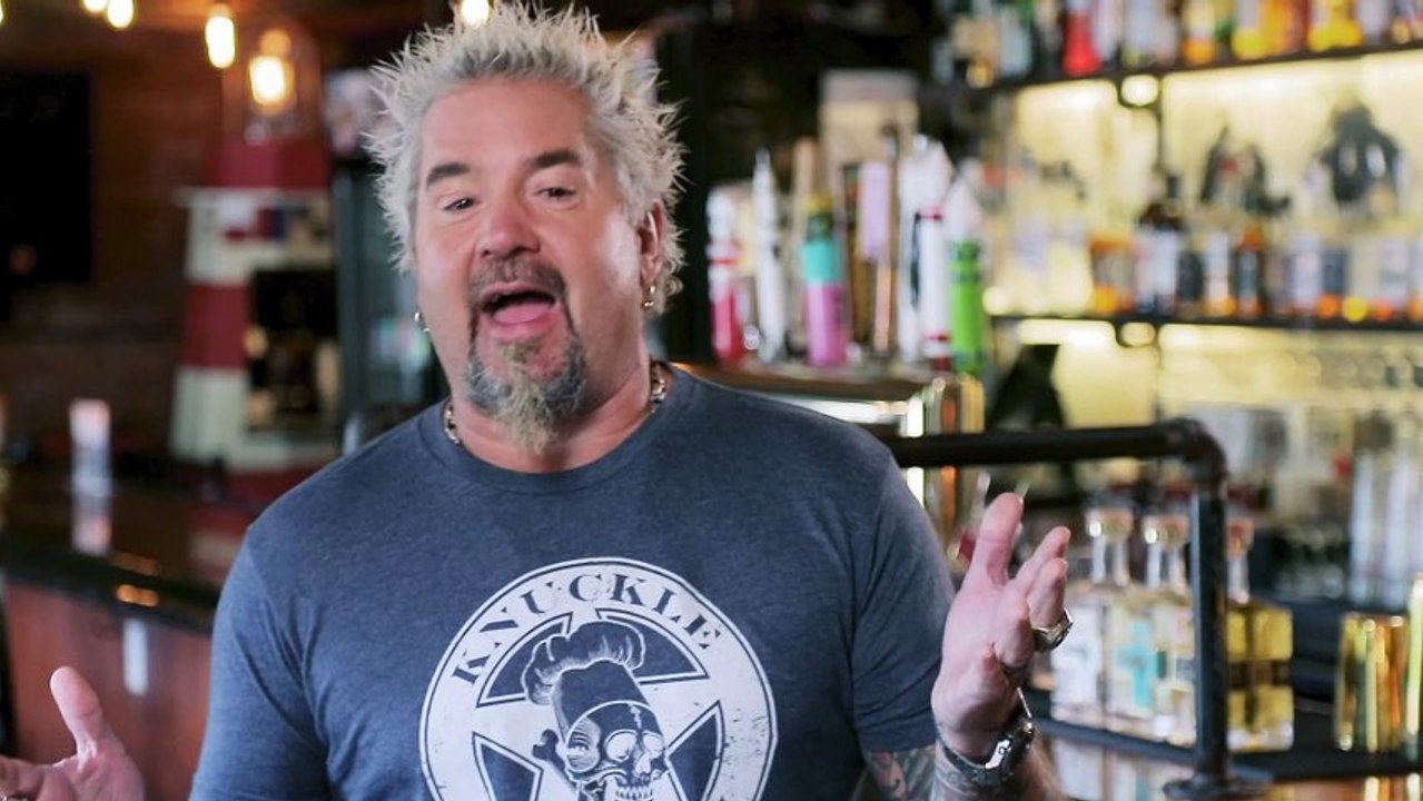 Diners Drive Ins and Dives S54E110